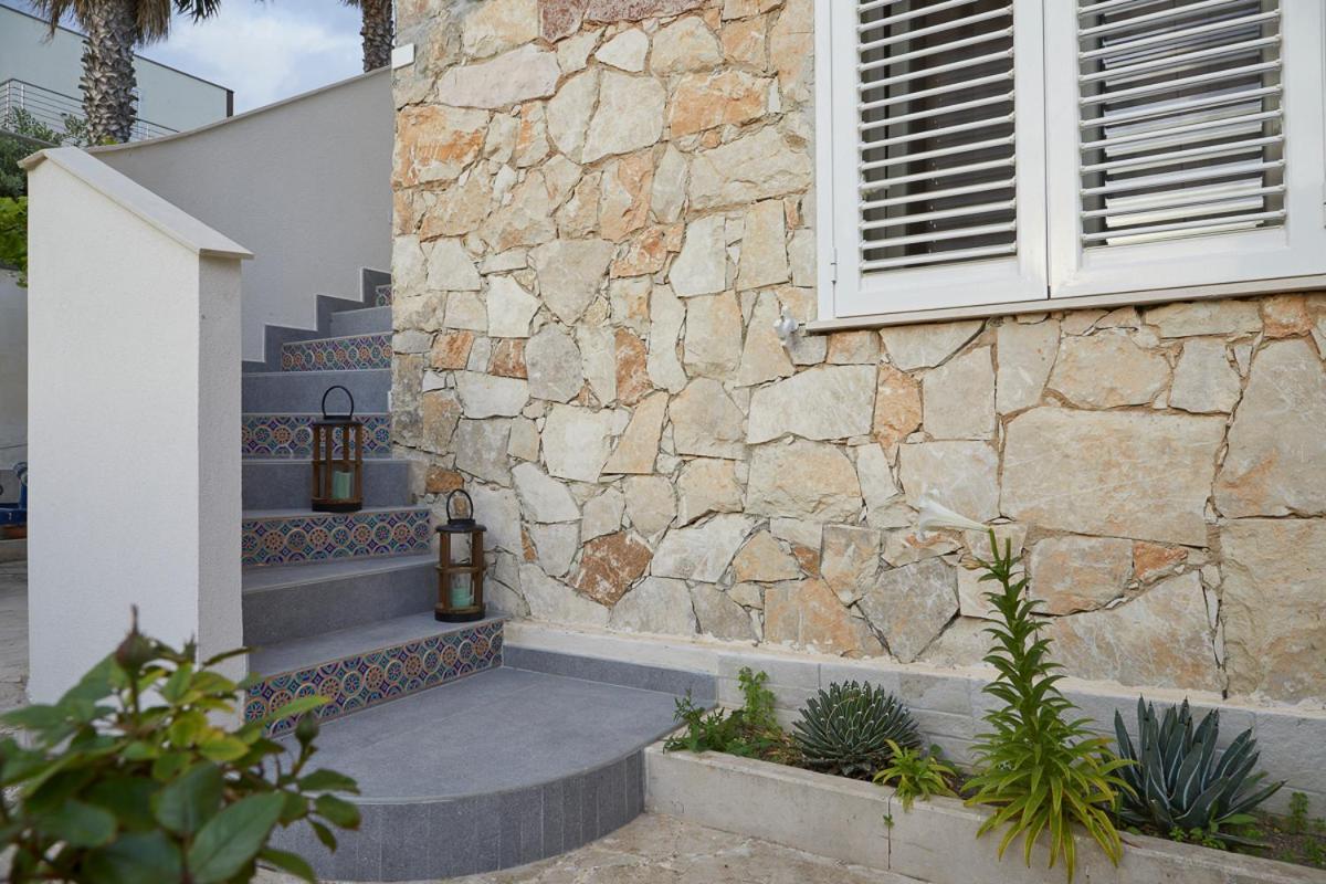 Villa Zamia Con Piscina Santa Maria Del Focallo Bagian luar foto